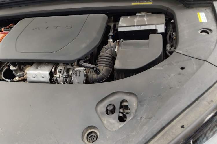 Used Hima AITO M9 2024 Range-Extended Max Edition 42 kWh 6-Seater Version Engine Bay Left