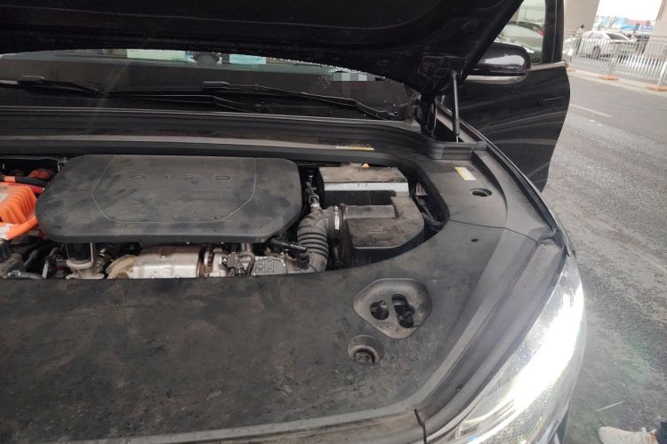 Used Hima AITO M9 2024 Range-Extended Ultra Version 42 kWh 6-Seater Model Engine Bay Left
