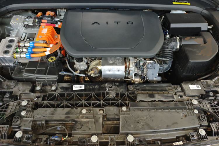 Used Hima AITO M9 2024 Range-Extended Ultra Version 52 kWh 5-Seater Model Engine Bay