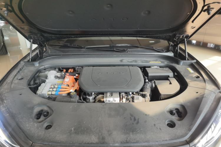 Used Hima AITO M9 2024 Range-Extended Ultra Version 52 kWh 5-Seater Model Engine Bay