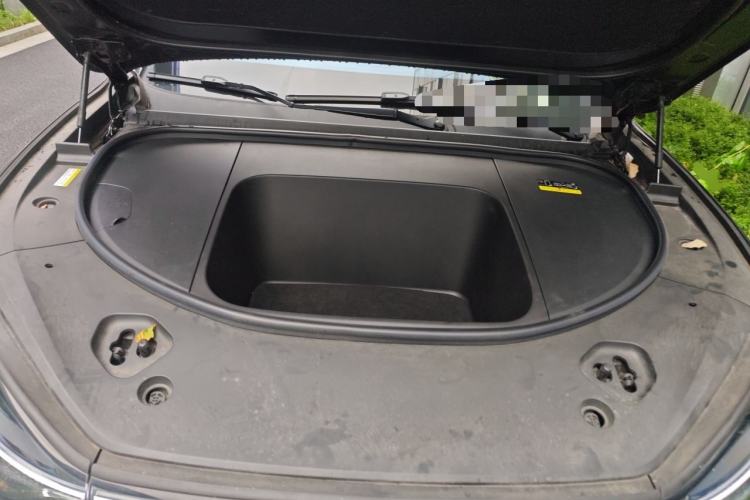 Used Hima AITO M9 2024 All-Electric Ultra Version 100 kWh 6-Seater Model Engine Bay