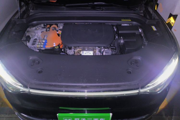 Used Hima AITO M9 2024 Range-Extended Ultra Version 42 kWh 6-Seater Model Engine Bay