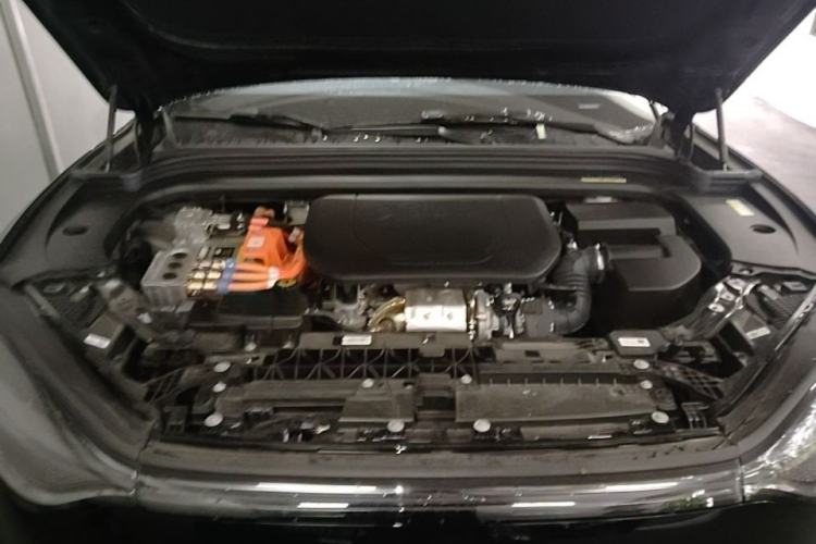 Used Hima AITO M9 2024 Range-Extended Ultra Version 52 kWh 5-Seater Model Engine Bay