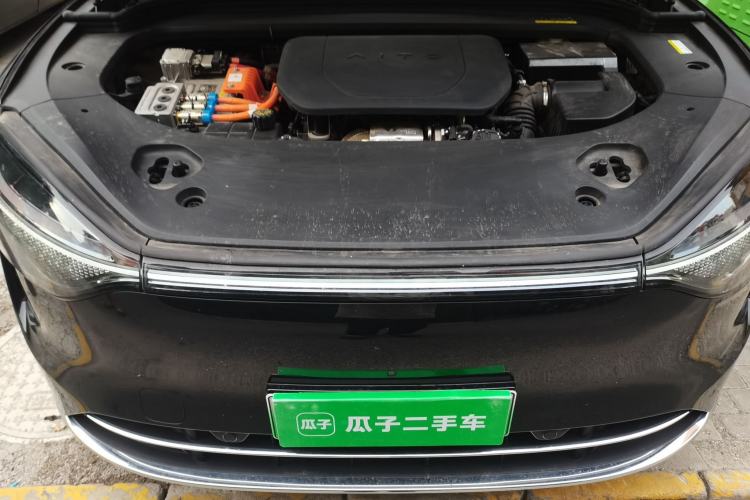 Used Hima AITO M9 2024 Range-Extended Ultra Version 42 kWh 6-Seater Model Engine Bay