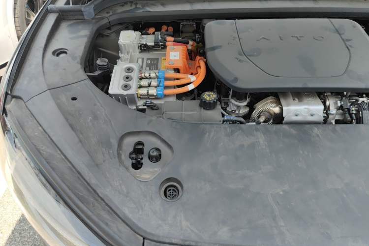 Used Hima AITO M9 2024 Range-Extended Max Edition 42 kWh 6-Seater Version Engine Bay Right
