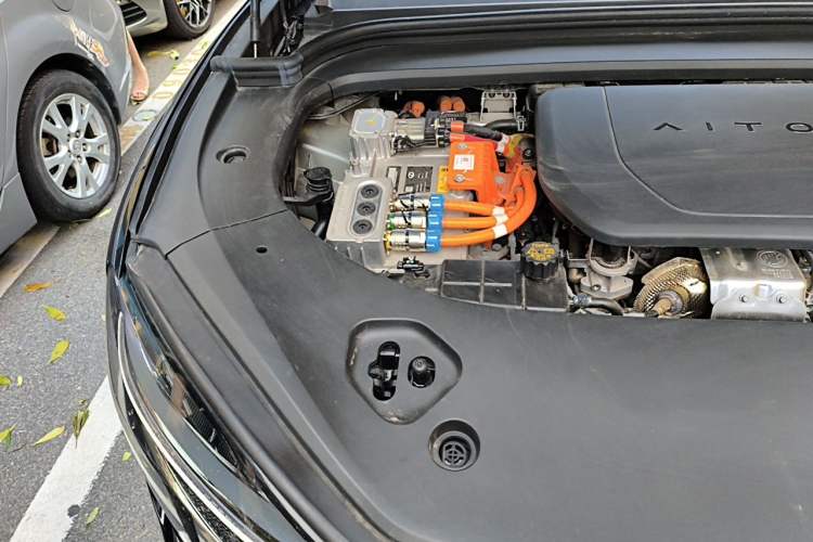Used Hima AITO M9 2024 Range-Extended Max Edition 42 kWh 6-Seater Version Engine Bay Right