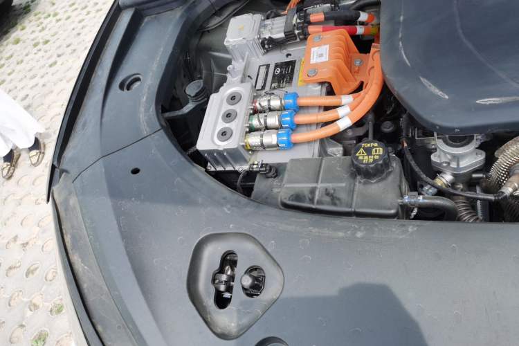 Used Hima AITO M9 2024 Range-Extended Max Edition 42 kWh 6-Seater Version Engine Bay Right