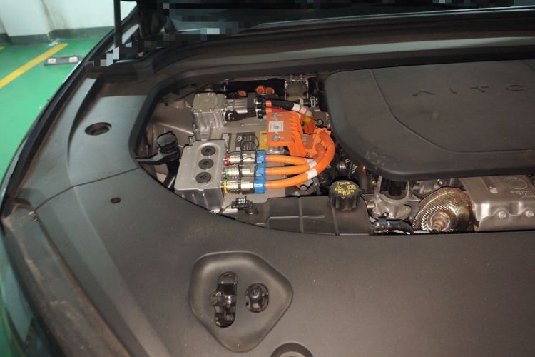 Used Hima AITO M9 2024 Range-Extended Max Edition 42 kWh 5-Seater Version Engine Bay Right