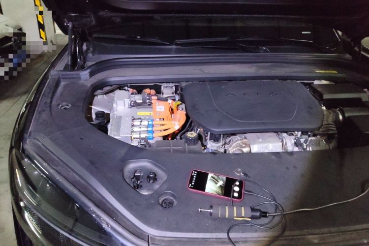 Used Hima AITO M9 2024 Range-Extended Ultra Version 52 kWh 6-Seater Model Engine Bay Right