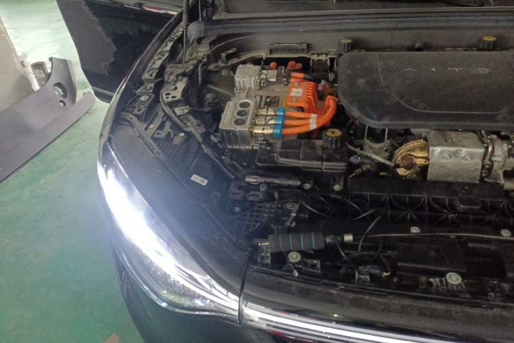 Used Hima AITO M9 2024 Range-Extended Max Edition 42 kWh 6-Seater Version Engine Bay Right