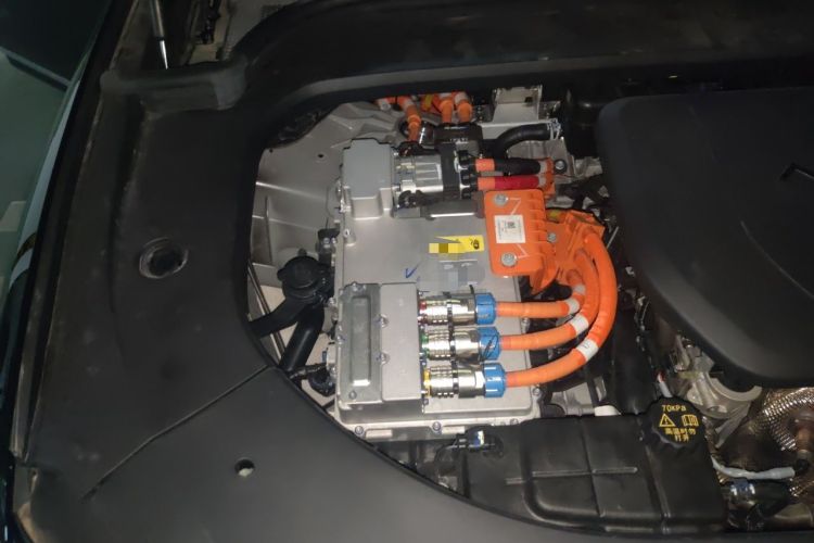 Used Hima AITO M9 2024 Range-Extended Ultra Version 42 kWh 6-Seater Model Engine Bay Right