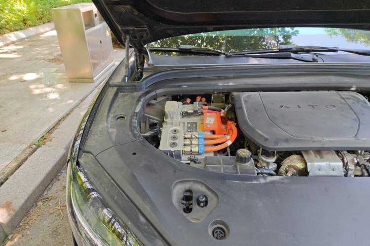 Used Hima AITO M9 2024 Range-Extended Max Edition 42 kWh 5-Seater Version Engine Bay Right