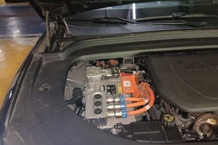 Used Hima AITO M9 2024 Range-Extended Max Edition 42 kWh 6-Seater Version Engine Bay Right