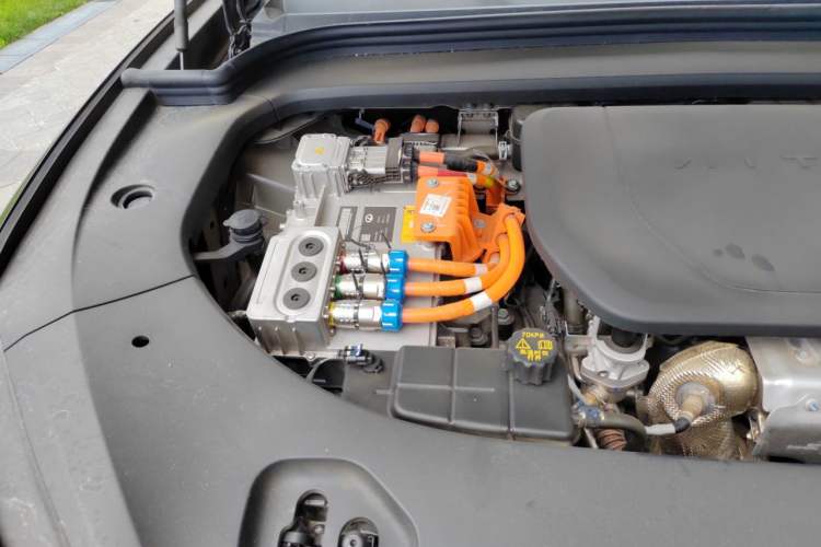 Used Hima AITO M9 2024 Range-Extended Max Edition 42 kWh 5-Seater Version Engine Bay Right
