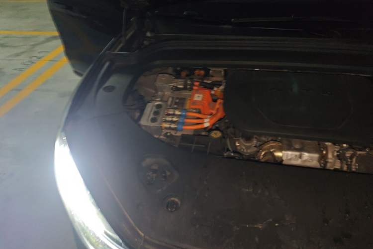 Used Hima AITO M9 2024 Range-Extended Ultra Version 42 kWh 6-Seater Model Engine Bay Right