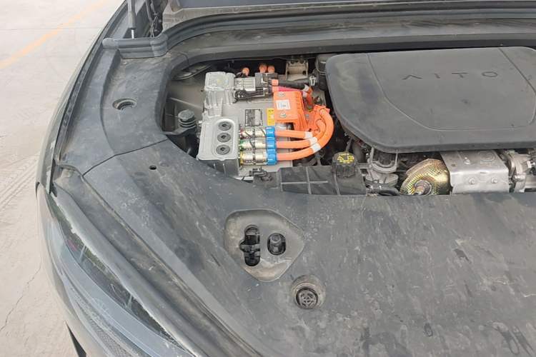 Used Hima AITO M9 2024 Range-Extended Max Edition 52 kWh 5-Seater Version Engine Bay Right