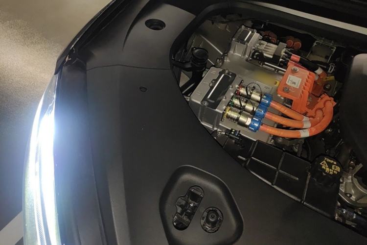 Used Hima AITO M9 2024 Range-Extended Max Edition 42 kWh 5-Seater Version Engine Bay Right