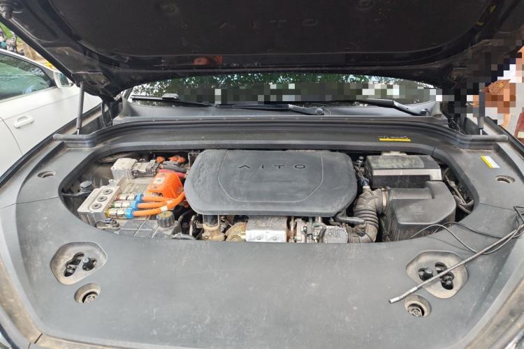 Used Hima AITO M9 2024 Range-Extended Ultra Version 42 kWh 6-Seater Model Engine Bay
