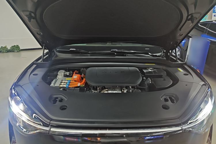 Used Hima AITO M9 2024 Range-Extended Ultra Version 52 kWh 6-Seater Model Engine Bay