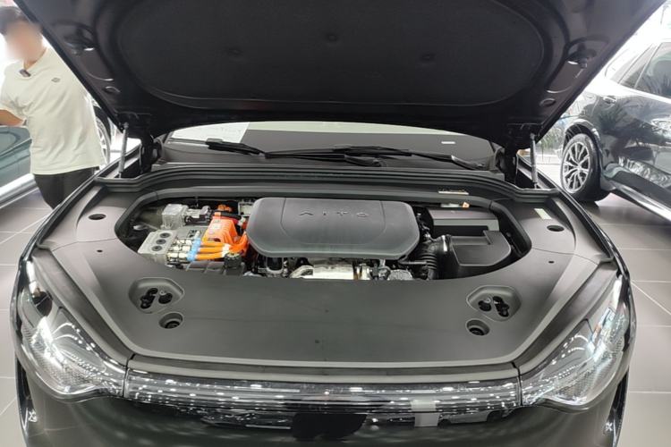 Used Hima AITO M9 2024 Range-Extended Ultra Version 42 kWh 6-Seater Model Engine Bay