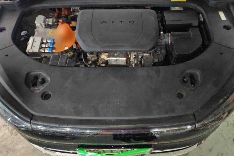 Used Hima AITO M9 2024 Range-Extended Ultra Version 52 kWh 6-Seater Model Engine Bay