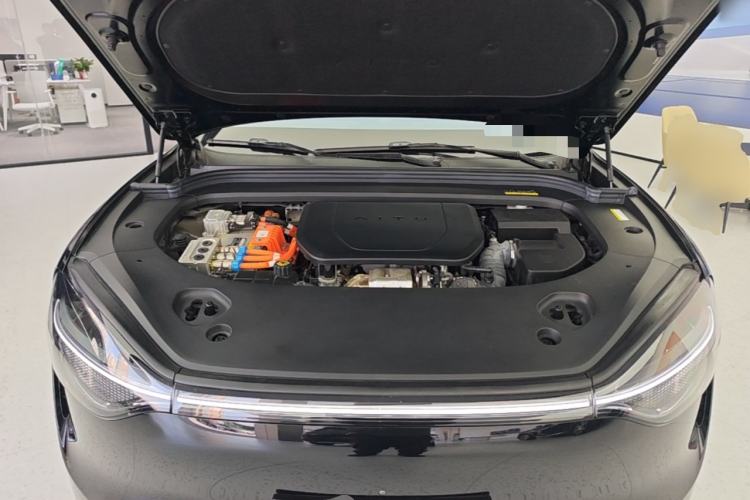 Used Hima AITO M9 2024 Range-Extended Ultra Version 42 kWh 6-Seater Model Engine Bay