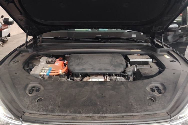Used Hima AITO M9 2024 Range-Extended Ultra Version 42 kWh 6-Seater Model Engine Bay