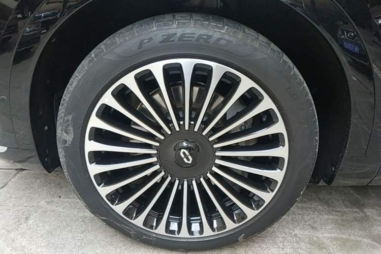 Used Hima AITO M9 2024 Range-Extended Ultra Version 52 kWh 6-Seater Model Exterior 1