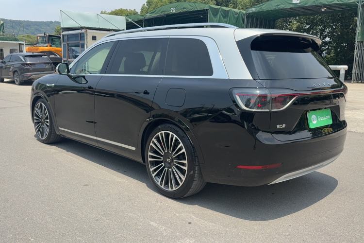 Used Hima AITO M9 2024 Range-Extended Ultra Version 42 kWh 6-Seater Model Exterior 1