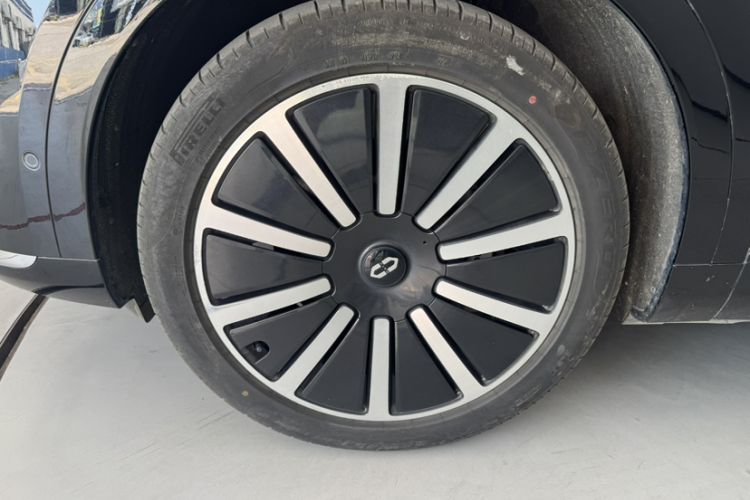 Used Hima AITO M9 2024 All-Electric Ultra Version 100 kWh 6-Seater Model Exterior 1