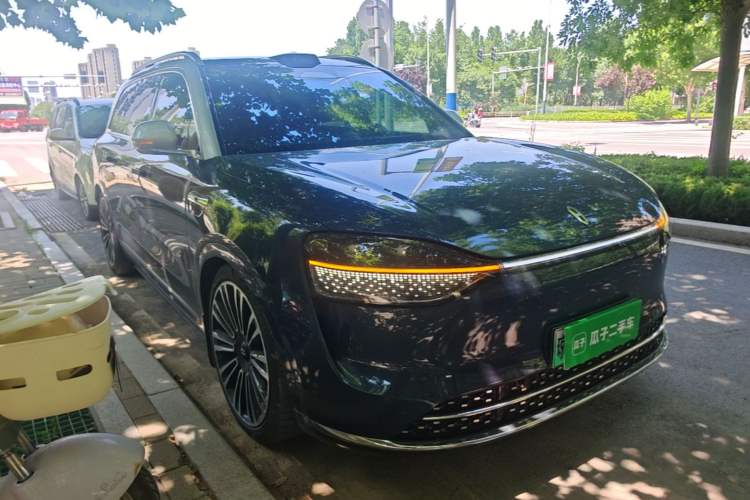 Used Hima AITO M9 2024 Range-Extended Ultra Version 42 kWh 6-Seater Model Exterior 1
