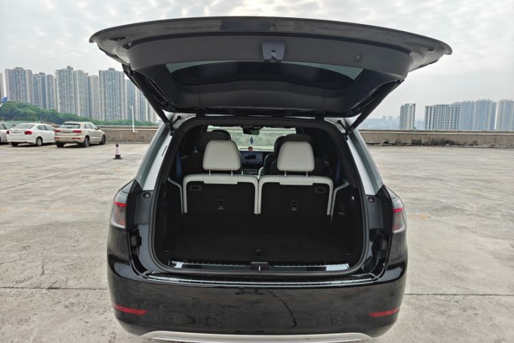Used Hima AITO M9 2024 Range-Extended Ultra Version 42 kWh 6-Seater Model Exterior 1