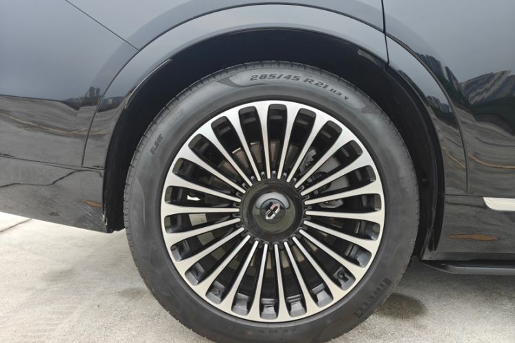 Used Hima AITO M9 2024 Range-Extended Ultra Version 42 kWh 6-Seater Model Exterior 1