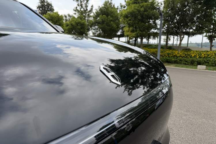 Used Hima AITO M9 2024 Range-Extended Max Edition 42 kWh 6-Seater Version Exterior 13