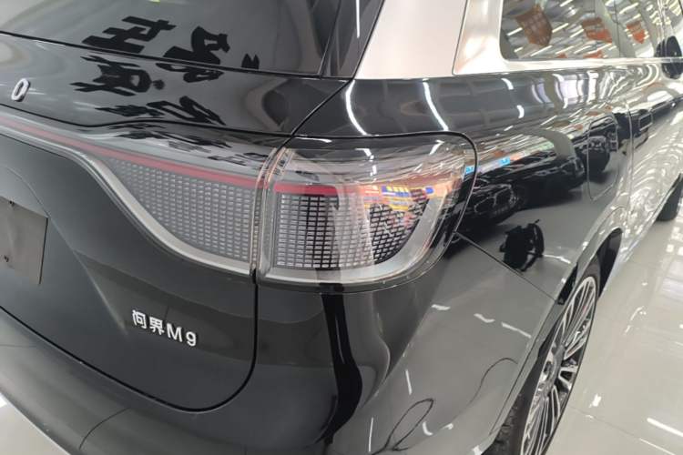 Used Hima AITO M9 2024 Range-Extended Max Edition 42 kWh 6-Seater Version Exterior 3
