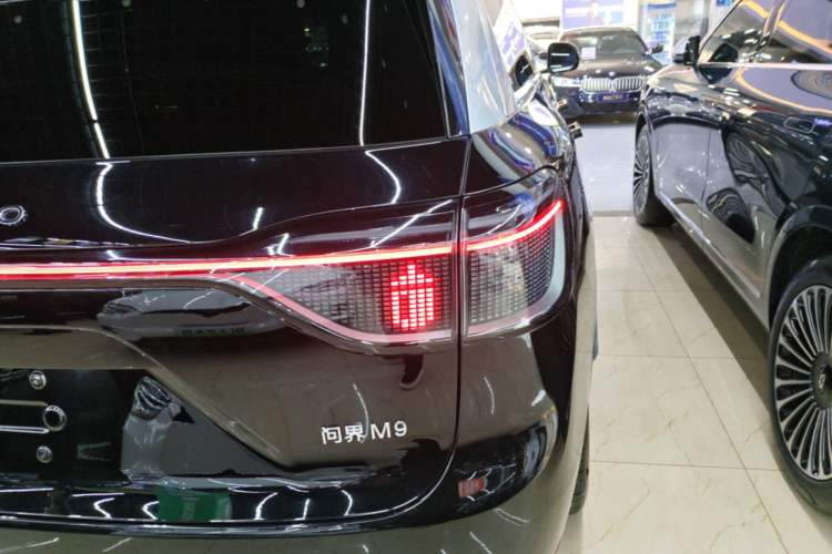 Used Hima AITO M9 2024 Range-Extended Ultra Version 42 kWh 6-Seater Model Exterior 3