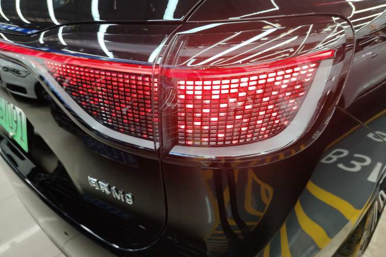 Used Hima AITO M9 2024 Range-Extended Ultra Version 42 kWh 6-Seater Model Exterior 3