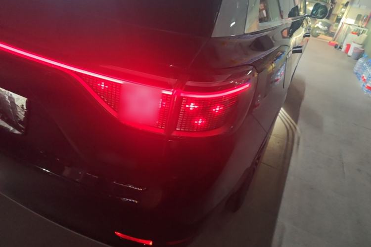 Used Hima AITO M9 2024 Range-Extended Ultra Version 42 kWh 6-Seater Model Exterior 3
