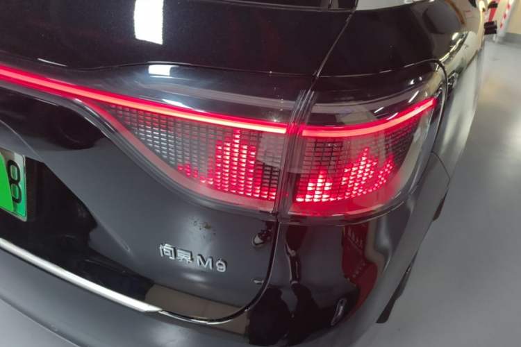Used Hima AITO M9 2024 Range-Extended Max Edition 52 kWh 5-Seater Version Exterior 3