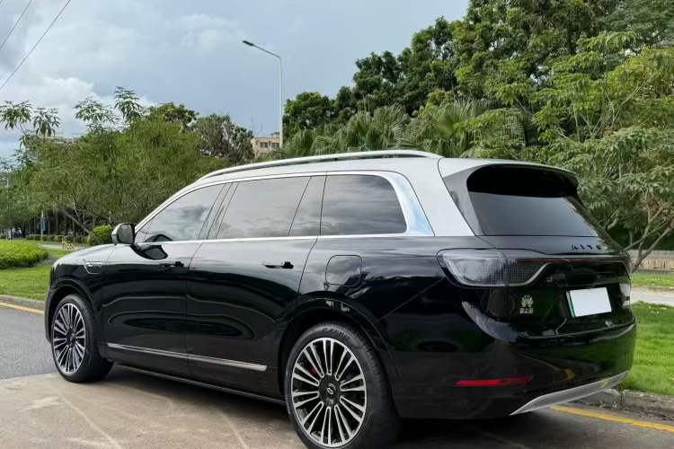 Used Hima AITO M9 2024 Range-Extended Max Edition 42 kWh 6-Seater Version Exterior 4