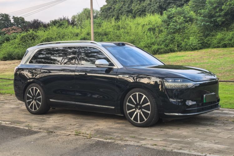 Used Hima AITO M9 2024 Range-Extended Ultra Version 52 kWh 6-Seater Model Exterior 4