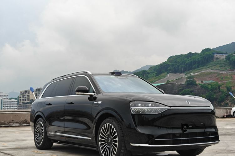 Used Hima AITO M9 2024 Range-Extended Ultra Version 42 kWh 6-Seater Model Exterior 4