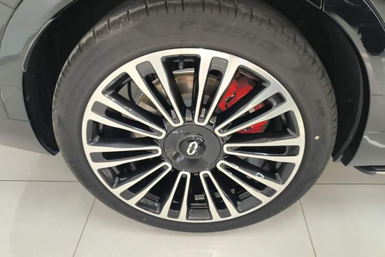Used Hima AITO M9 2024 Range-Extended Max Edition 42 kWh 6-Seater Version Exterior 5