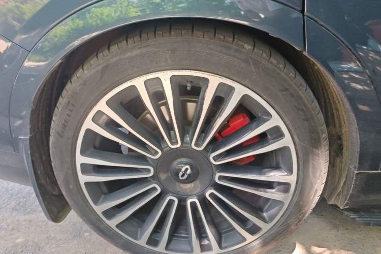 Used Hima AITO M9 2024 Range-Extended Ultra Version 42 kWh 6-Seater Model Exterior 5