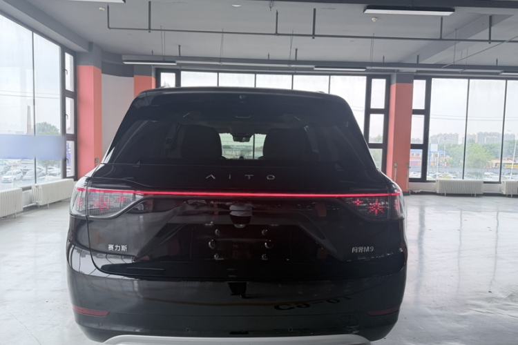 Used Hima AITO M9 2024 Range-Extended Ultra Version 42 kWh 6-Seater Model Exterior 5