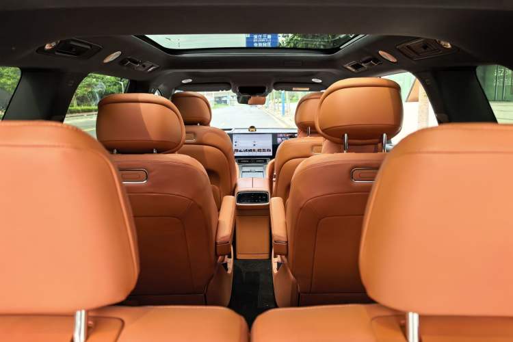 Used Hima AITO M9 2024 Range-Extended Max Edition 42 kWh 6-Seater Version Exterior 6