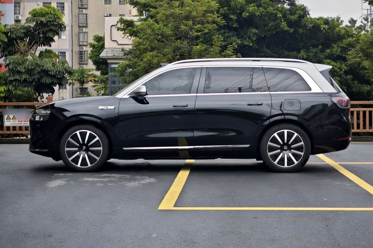 Used Hima AITO M9 2024 Range-Extended Max Edition 42 kWh 6-Seater Version Exterior 7