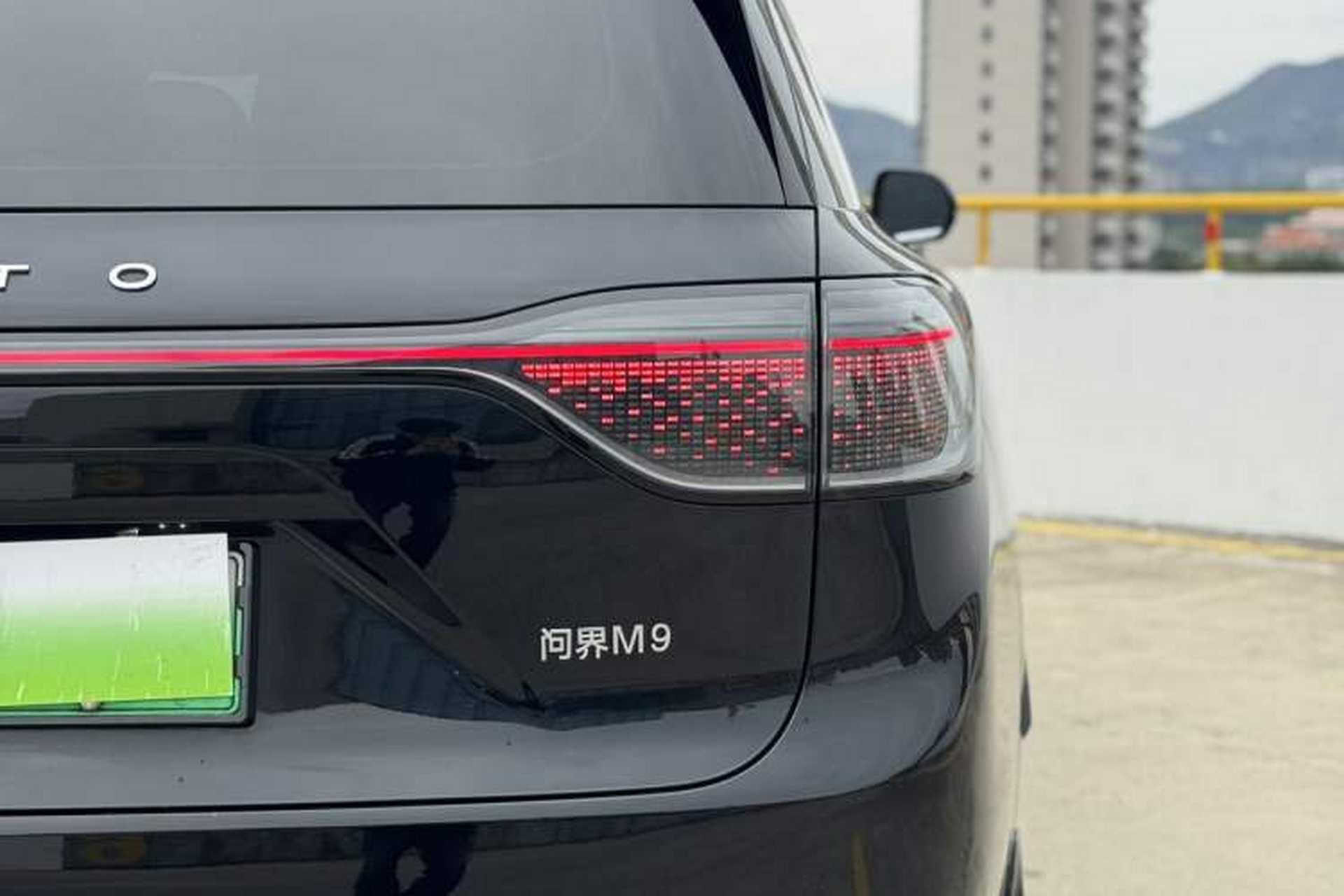 Used Hima AITO M9 2024 Range-Extended Max Edition 42 kWh 6-Seater Version Exterior 8