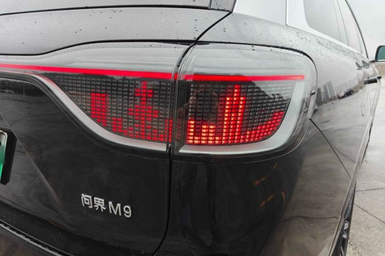 Used Hima AITO M9 2024 Range-Extended Ultra Version 42 kWh 6-Seater Model Exterior 8