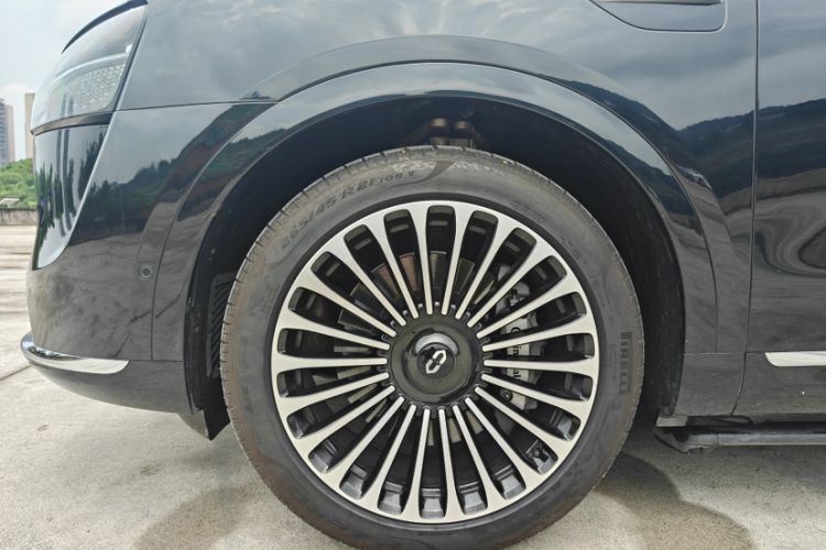 Used Hima AITO M9 2024 Range-Extended Ultra Version 42 kWh 6-Seater Model Exterior 9